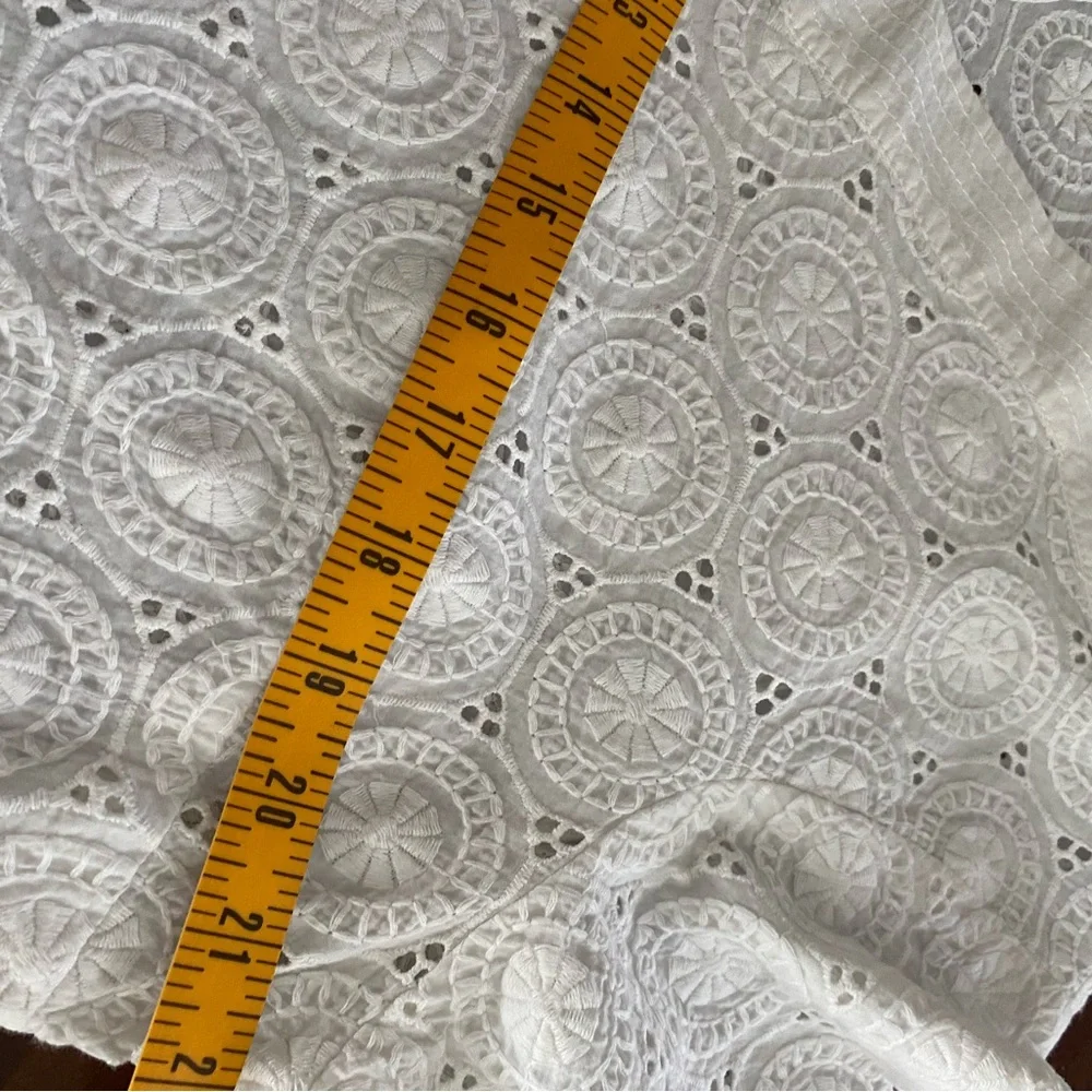 Embroidered top - Picture 9 of 10